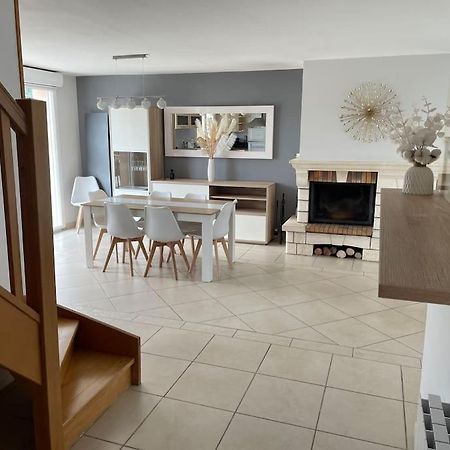 Maison D'Hotes Baslieux-sous-Chatillon Extérieur photo